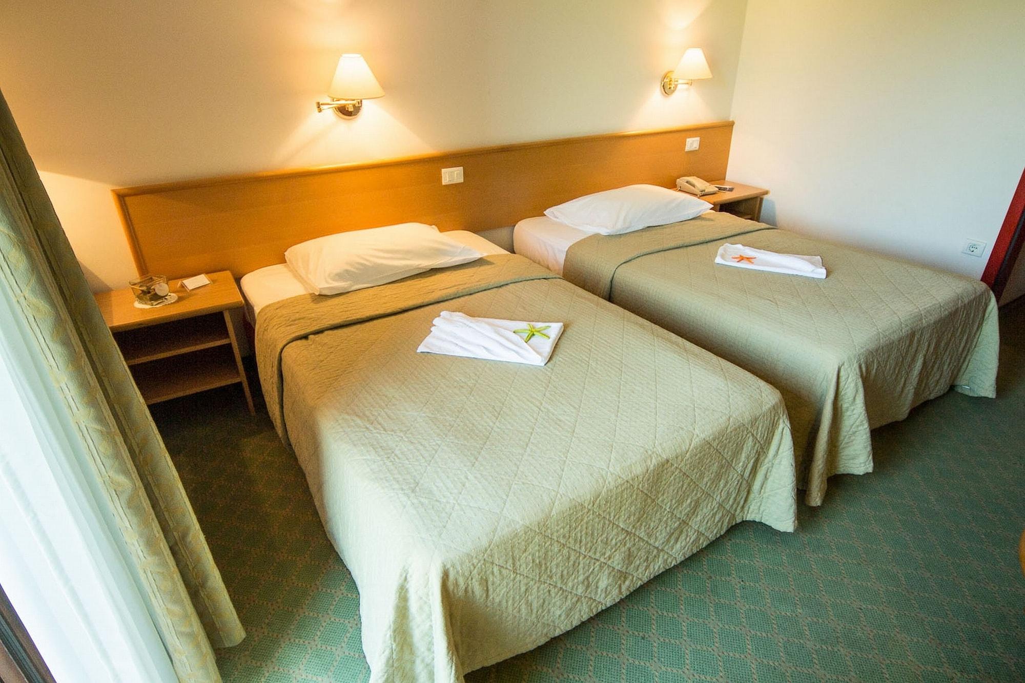 Hotel Vile Park Portorose Esterno foto