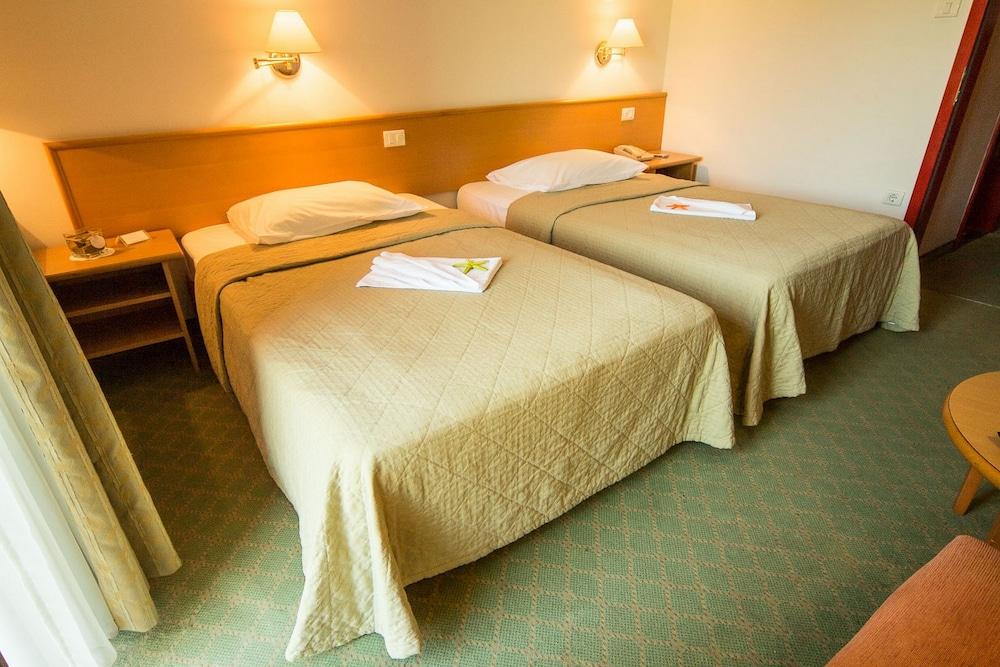 Hotel Vile Park Portorose Esterno foto